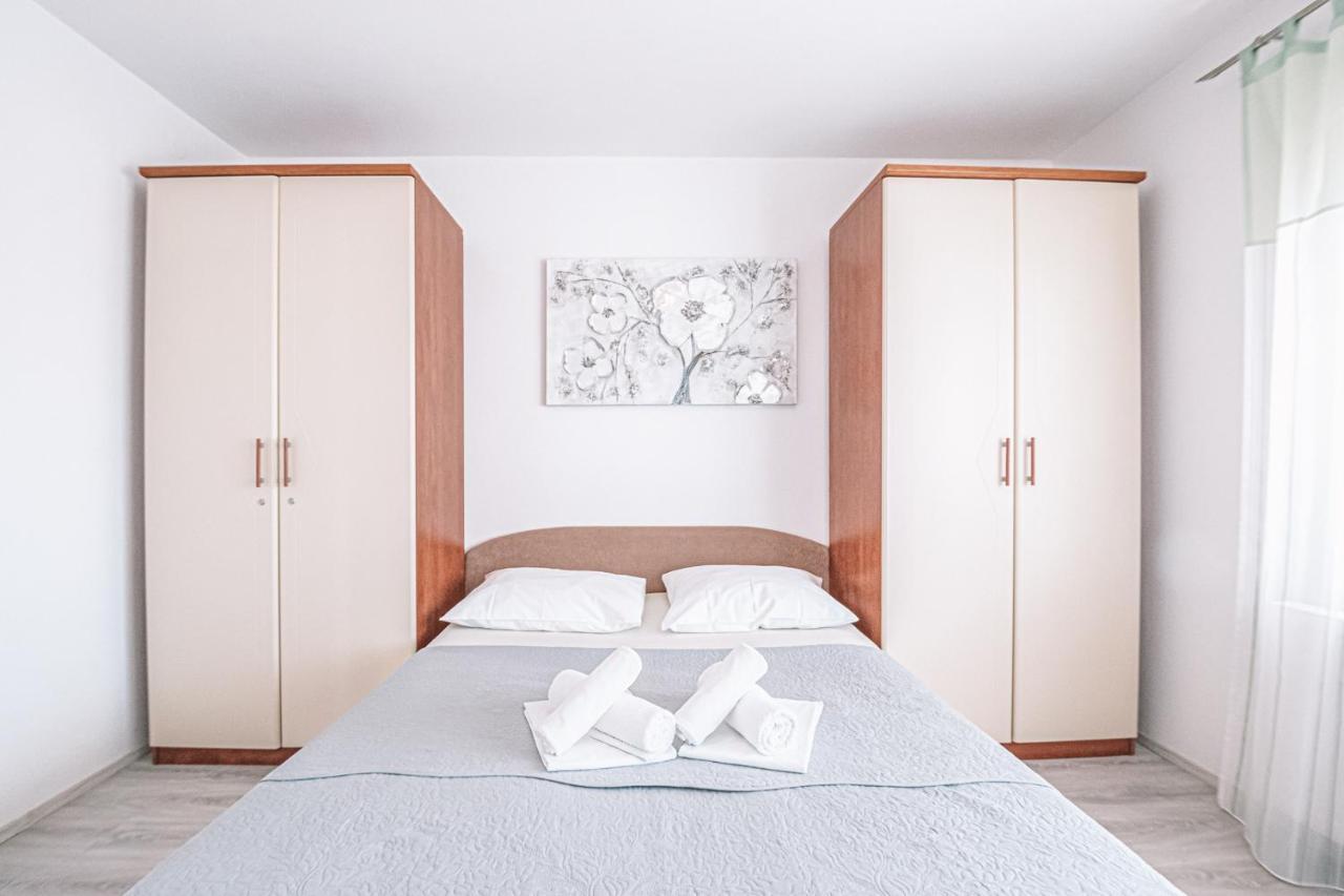 Apartments Vukic Цриквеница Экстерьер фото
