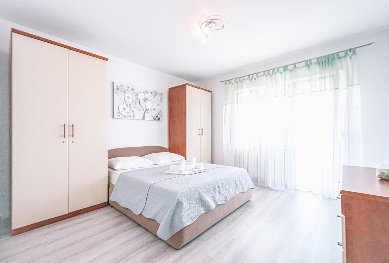 Apartments Vukic Цриквеница Экстерьер фото