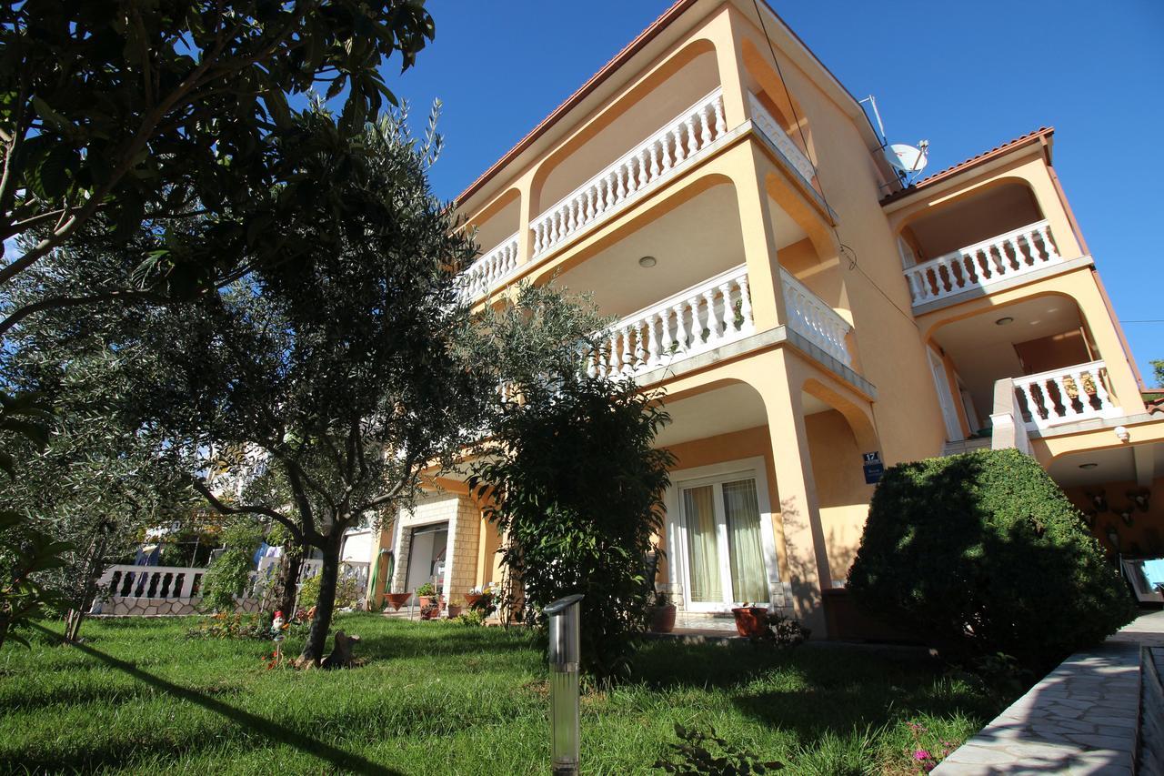 Apartments Vukic Цриквеница Номер фото